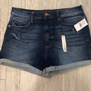 Jean shorts NWT